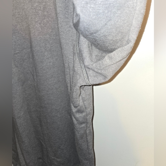 Columbia Gray Men's Sweater , liquidation sale**** - Picture 4 of 5